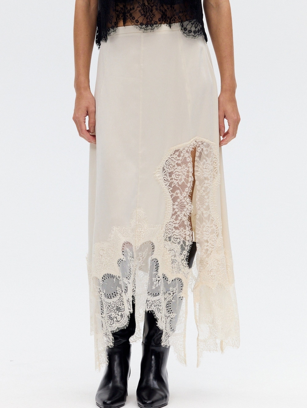 Third Form VISIONS LACE HANKERCHIEF SKIRT
